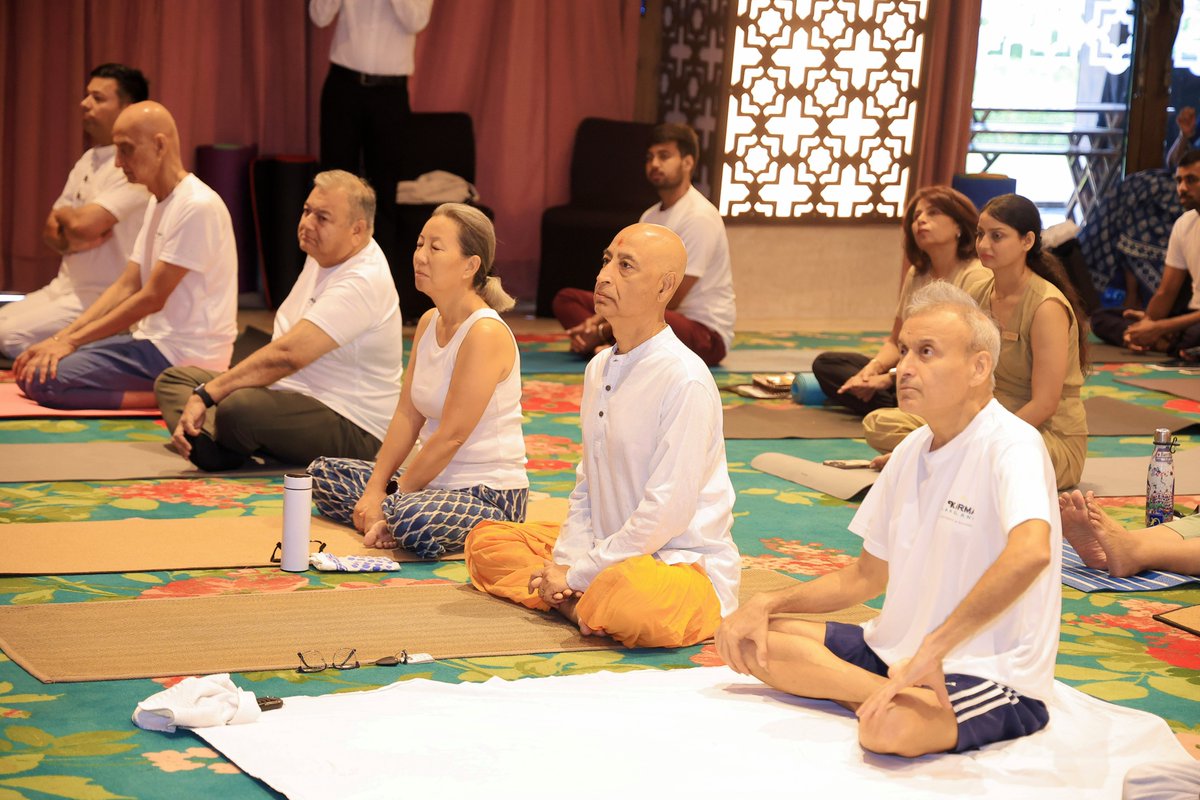 ishafoundation's tweet photo. From Content Creators to Business Leaders: Celebrating International Day of Yoga 2026 karmalakelands

The International Day of Yoga 2026 began on a vibrant note at karmalakelands , as social media creator and environmentalist @PeepalBaba , the Gurgaon Runners community, and business leaders came together to start their day with Yoga.

Organized by Isha volunteers, the session introduced participants to simple Yogic practices designed by Sadhguru, followed by meditation and engaging activities, creating a joyful atmosphere of health, wellbeing, and inner balance.

#internationalyogaday #Yoga