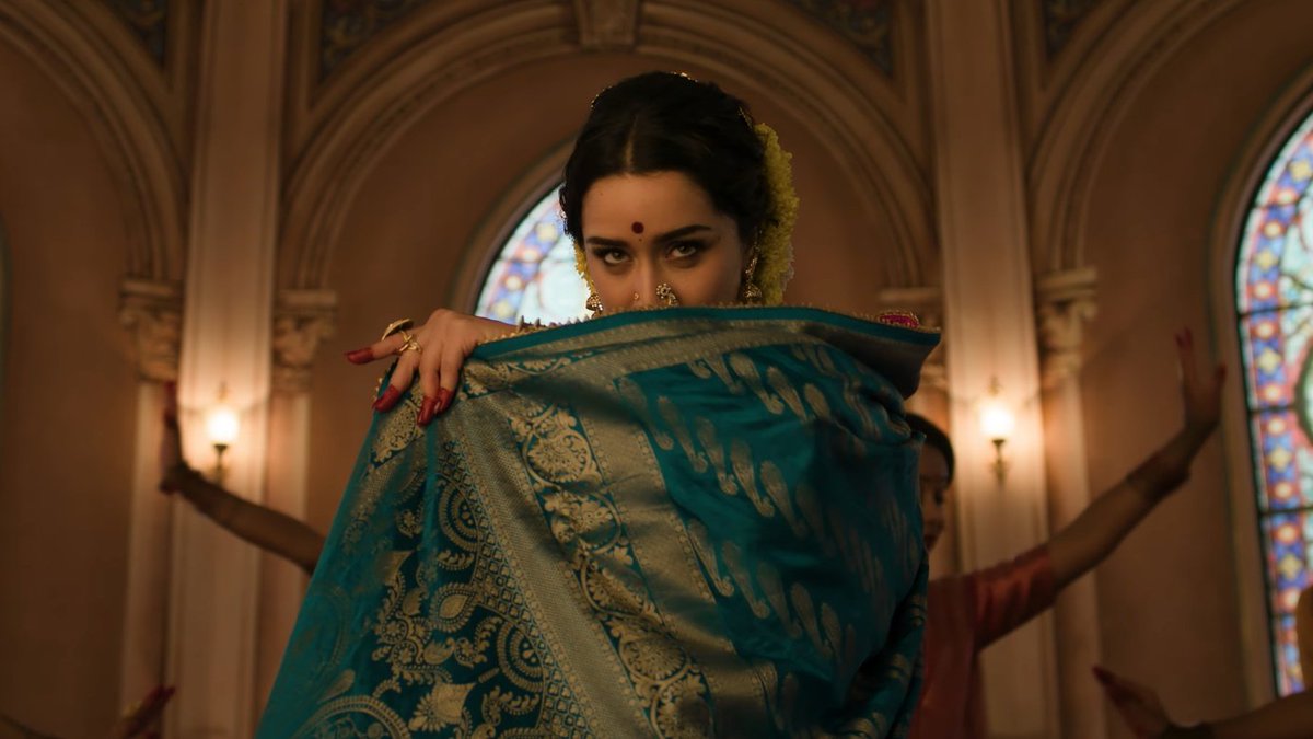 koreanoli's tweet photo. Shraddha Kapoor the actress is finally back ❤️‍🔥 https://t.co/46l1cP2xnX