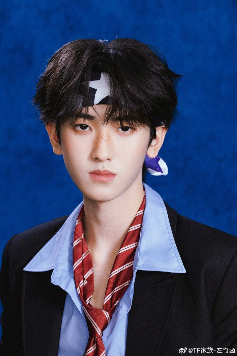 ZUOQIHANTH's tweet photo. 2026.06.23 🦔
TF家族 #ZUOQIHAN | TFFAMILY WEIBO Updated

อันที่ดูดีกว่านี้มาแล้วน้า ๆ 😁🫢🤗👔

🚎 : https://t.co/szgHwqQfkl

 #จั่วฉีหาน #左奇函 #TF家族 #TFFamily https://t.co/B5bnqp9Sa0