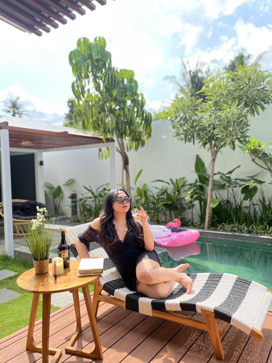 Alexastefani_'s tweet photo. Hallo😋♥️

@LollipopGirls__ @Travel4TG @plsrftsy @trans_hearts @katoeylover1 @KanjoedGoreng @shmladdict @tsLoverINDO1 @tspromot @uwuwuwuhottt @Wisnu69Shemale @TransgenderIndo https://t.co/KprEliaFrF