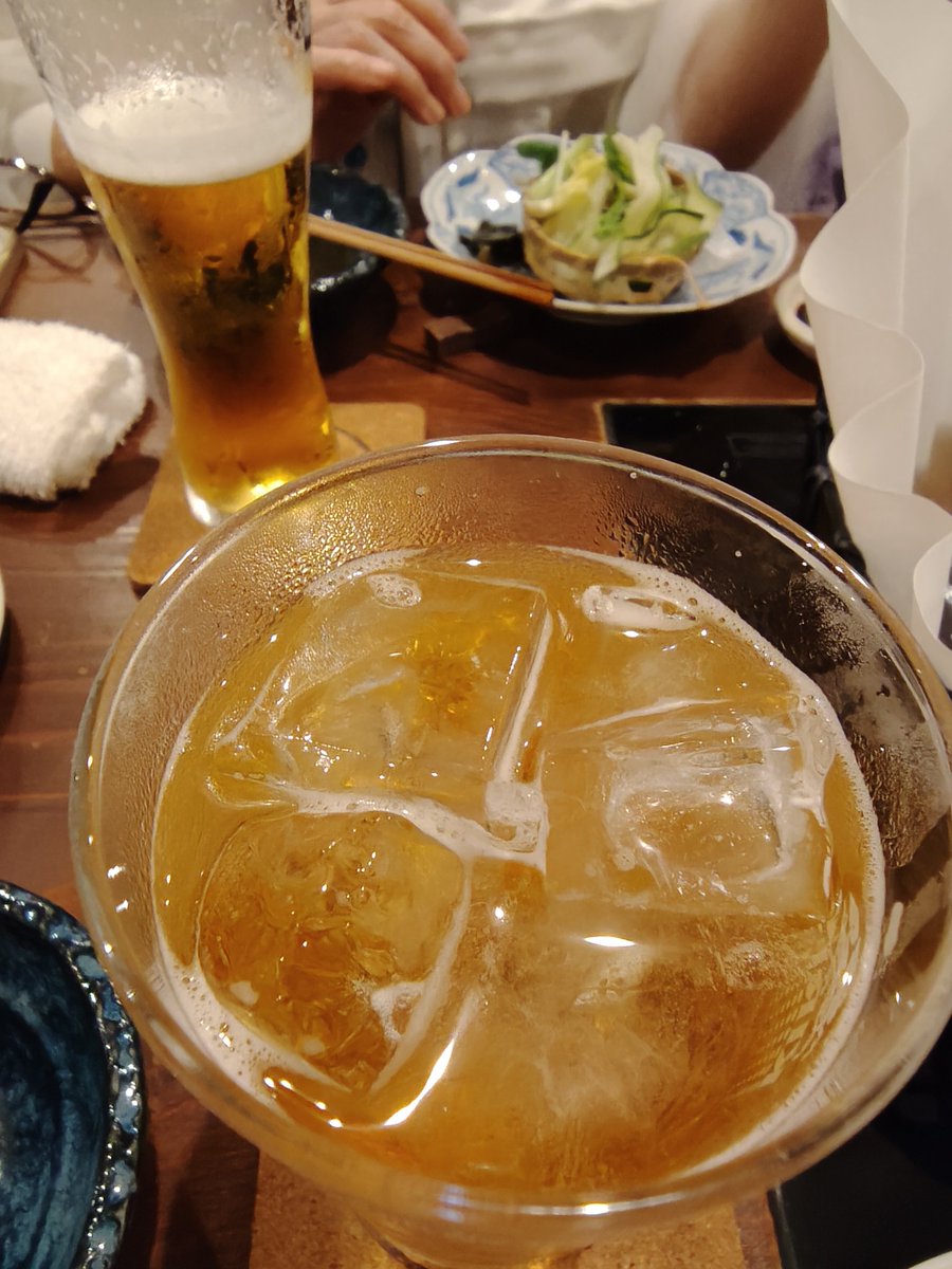 azukide's tweet photo. きようと～
乾杯🍻
ジュリーもファンも超元気❣️
ノリノリ~♪ https://t.co/5KHtPDsEDN