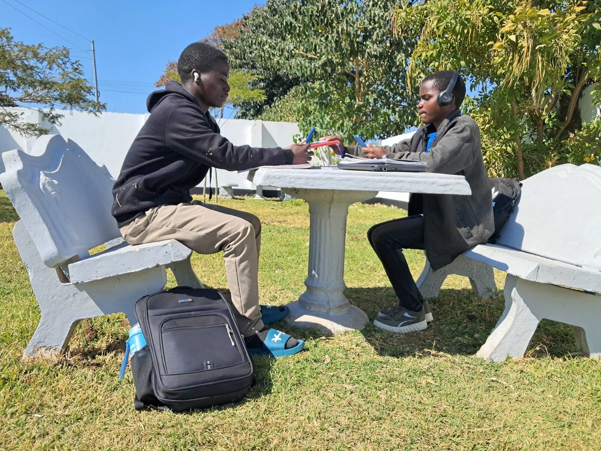 ZambiaRen's tweet photo. The eduroam Zone has a fresh new look and is ready to welcome you. 
Drop by, connect, learn and discover.
Located across the ZAMREN House, this space is for you.

 #EnablingKnowledge https://t.co/AZvmc2goWp