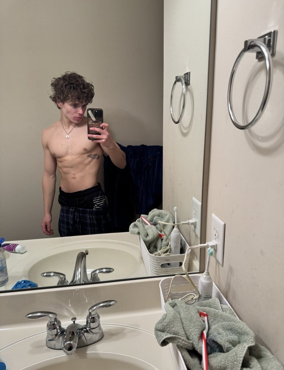 alphagodduncan's tweet photo. u live to fund my alpha life https://t.co/bl8hHo86hL