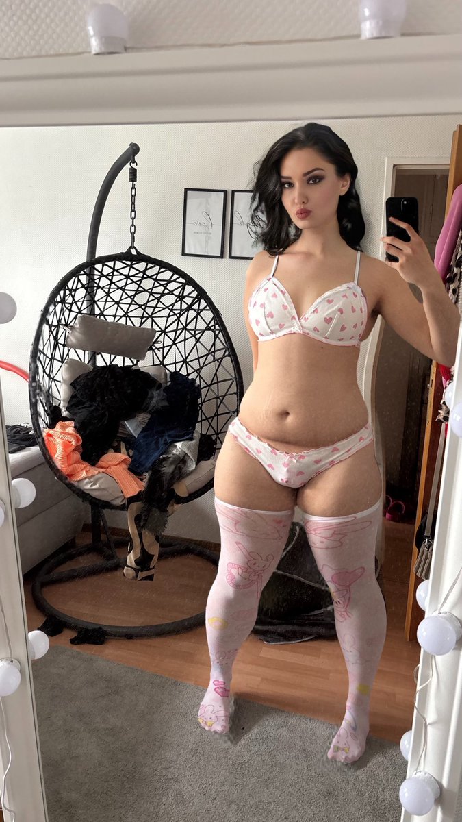 LauraTs69's tweet photo. Who wants to fuck me in my cute Outfit 
#sissy #trans #Chudaï #slut #toy #femboy #clit #cute #worldcup https://t.co/7MK7342O54