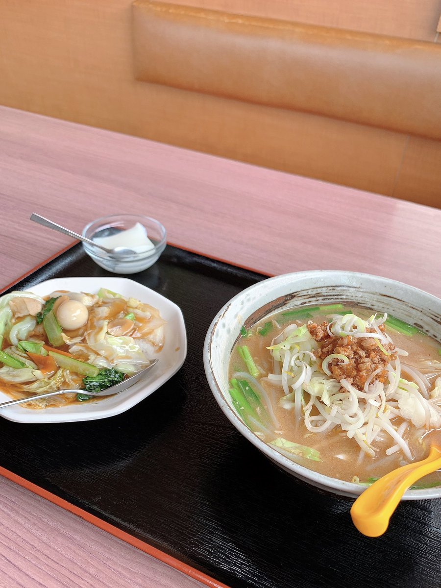SAKI_7zep7's tweet photo. お昼食べた町中華サイコーだった💖
これで800円ってマジ優勝🏆(* 'ᵕ' )☆

#男の娘 #女装・男の娘 #偽娘 #女装子好きと繋がりたい #女装男子 #女装・男の娘 #女装男子は自撮りを上げろ #町中華 https://t.co/MSryqrhses