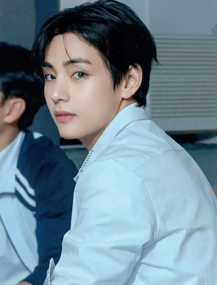 Taehyungestxbts's tweet photo. ππ
#KIMV https://t.co/B3X8S4XwMV