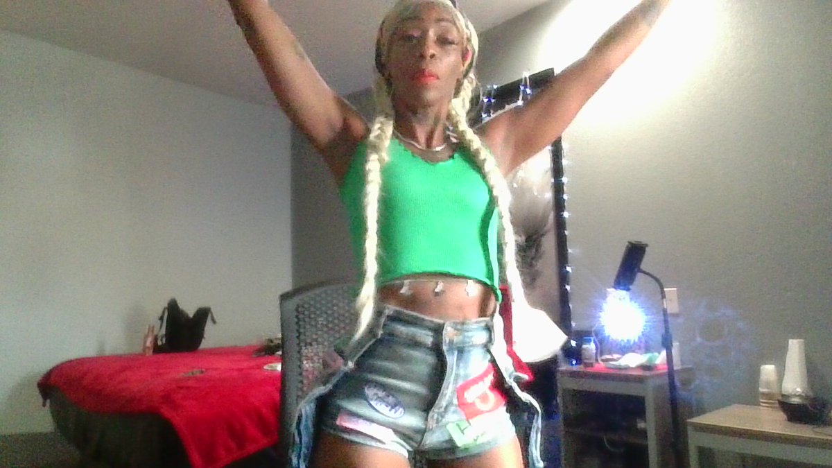 Rice41400C's tweet photo. I'm online right now. 😍 Hope to see you @Stripchat 👉 https://t.co/pkaADI74QH #stripchat #stripchatlive https://t.co/c28iMJiG7Y