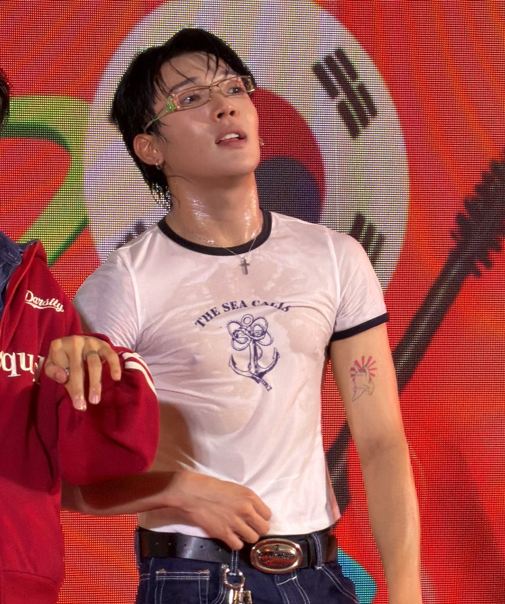rubymm_'s tweet photo. น้องเค้าไปตากฝนที่ไหนมา55555555

PERSES at BT ASIAN BEAUTY
#BEAUTRIUMxPERSES 
#KRITTIN_PERSES https://t.co/SkL2a82Ptq
