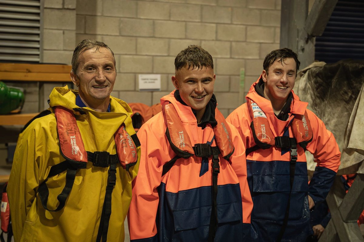 seafishuk's tweet photo. 90% of fishers improved their safety behaviours after completing Man Overboard Awareness training.

That's the impact highlighted in our latest annual plan case study. Read more now about how we'll keep driving this work forward: https://t.co/tP3pq6Kdp8 https://t.co/jn8h7000vD