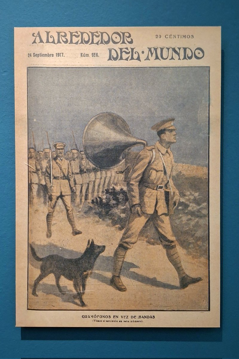 Expo_Temporal's tweet photo. La @Expo_Temporal permitió al visitante ver y también escuchar cómo ha cambiado nuestra relación con la escucha y el sonido.
Aunque parezca increíble @BNE_biblioteca dispone de una gigantesca colección de aparatos, documentos, imágenes publicitarias y grabaciones digitalizadas https://t.co/brRGutKrL0