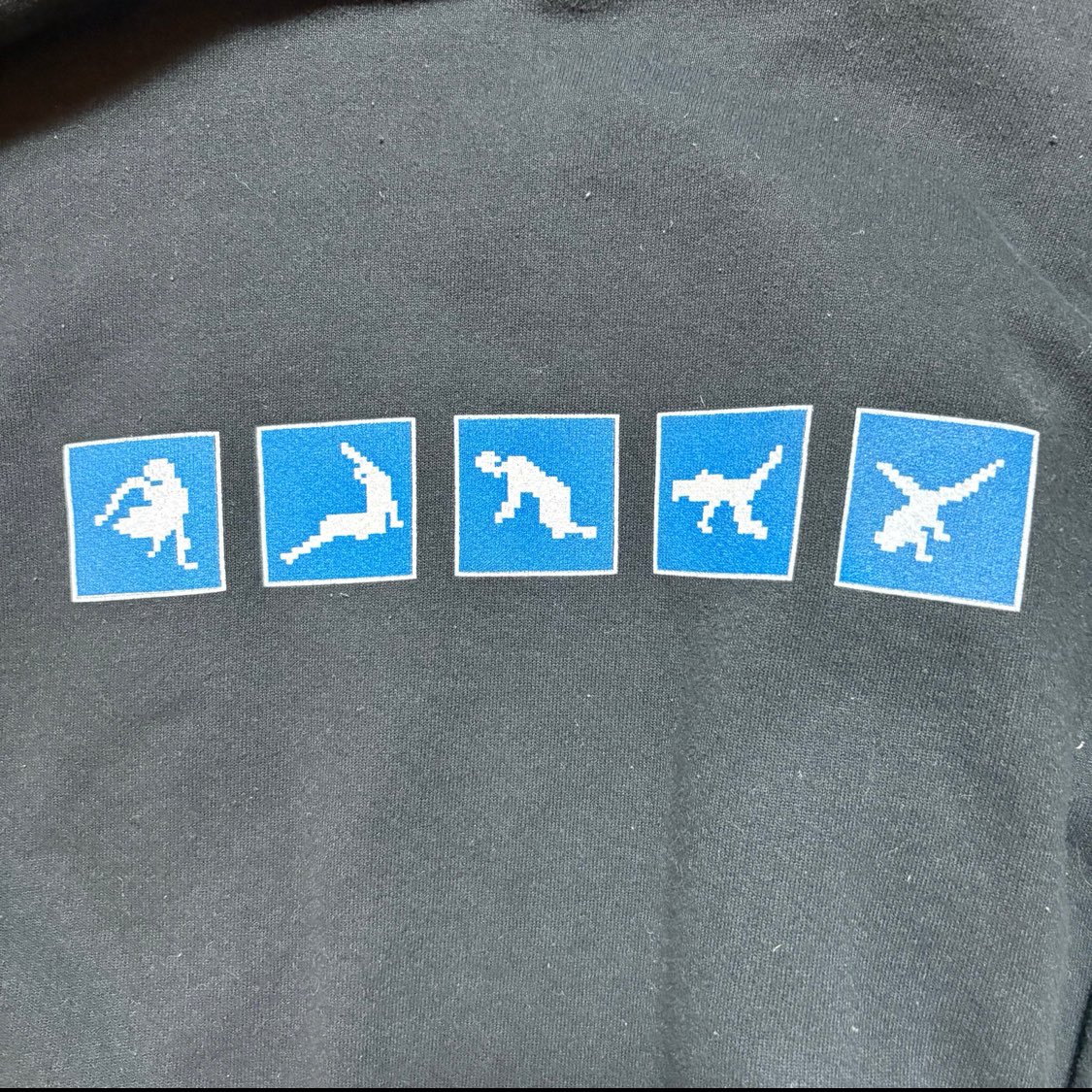 MsiDaily's tweet photo. Breakdancers hoodie https://t.co/s5zljWtrLt