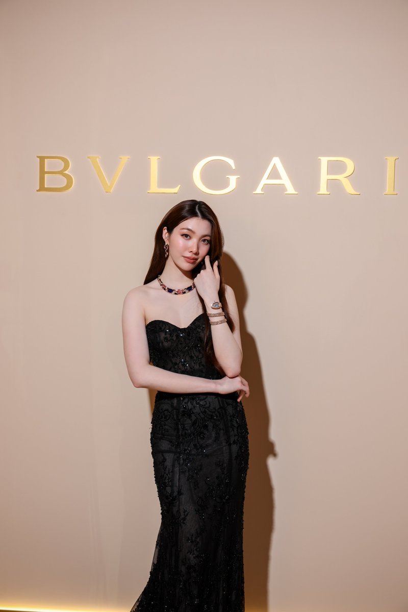 Central_Phuket's tweet photo. Orm Kornnaphat, Friends of BVLGARI wore stunning pieces from the Color Treasures collection, paired with the Serpenti Spiga precious watch.
#Bvlgari
#OrmKornnaphat‌
#ORMxBvlgariHighJewelrySG
#CentralPhuket

Bvlgari brought together a constellation of regional talents and  distinguished guests at The Clifford Pier at The Fullerton Bay Hotel for an exclusive Gala Dinner, celebrating the Maison's High Jewellery and Timepiece Trunk Show in Singapore, which is on display at 7 Adam  Park from 19 to 23 June 2026.

Explore more information & photos 🔗 https://t.co/7814bLGlxf

Discover more at BVLGARI
📍Fl. 1, Central Phuket