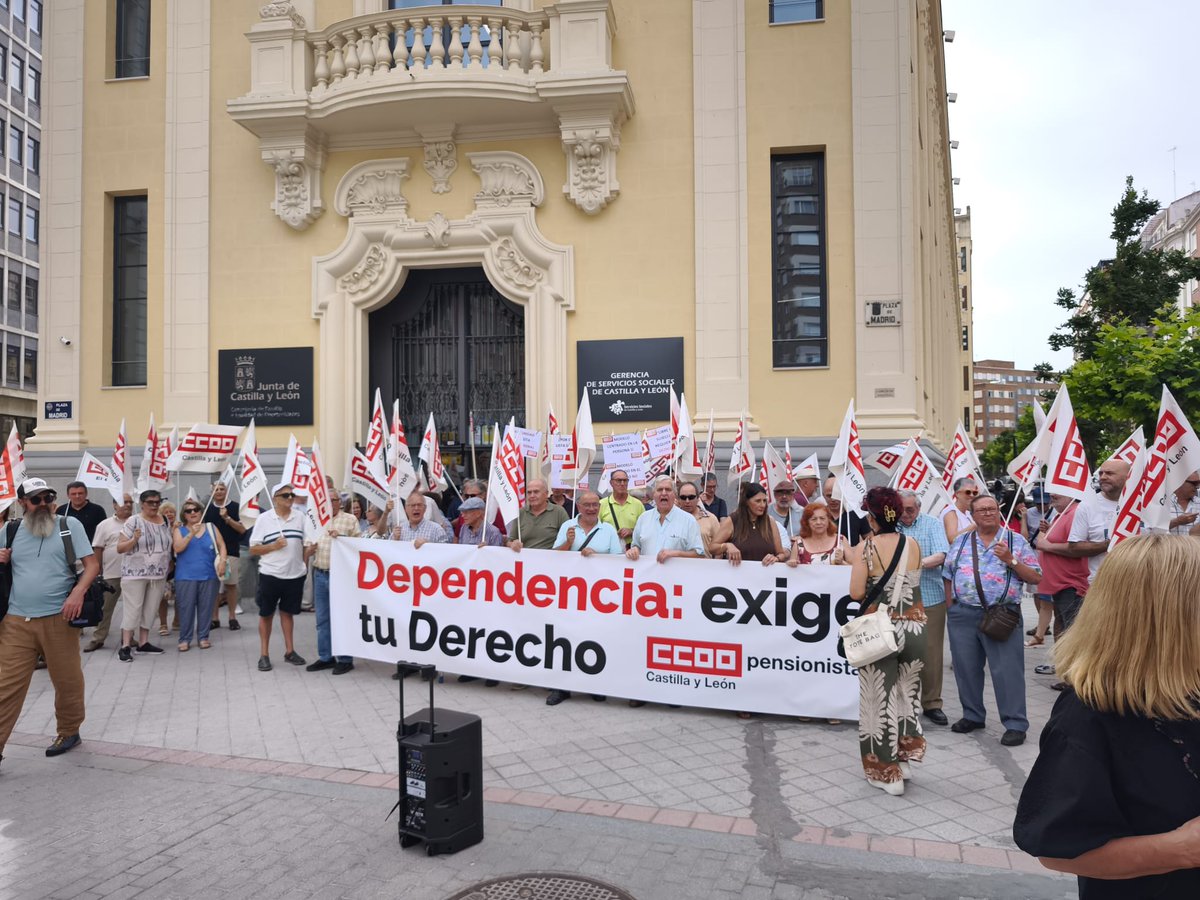 YOLMAVEN's tweet photo. 6.200 millones más para la dependencia es una gran noticia
Tenemos que garantizar que una parte de esa inversión llegue a las plantillas del sector de los cuidados, dignificando salarios y mejorando sus condiciones laborales
@CCOO trabajamos para lograrlo💪
#CuidadosDeCalidad https://t.co/fosyKx4Lq6