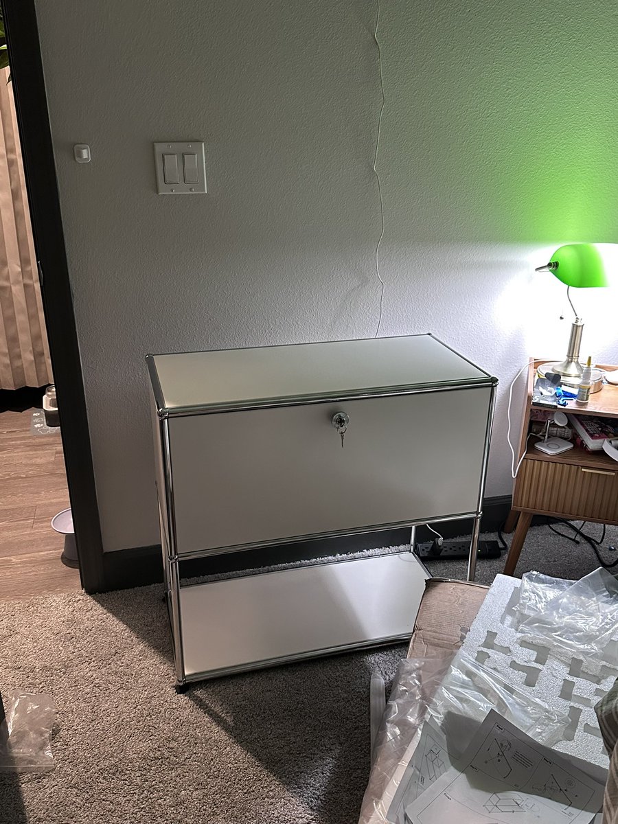 isabels775's tweet photo. so there’s this load bearing replica usm haller credenza https://t.co/6I1nHmgaF2