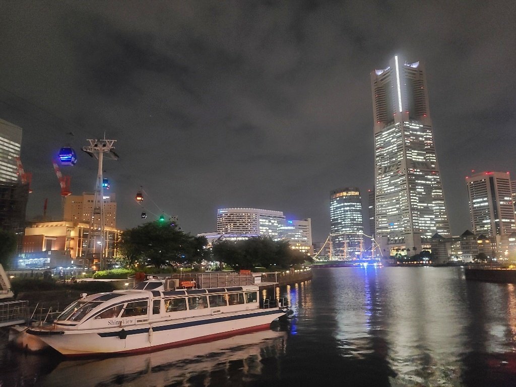 yokohamagift's tweet photo. 安定の横浜みなとみらい夜景です😁
 #横浜 #写真 #photo https://t.co/UUQiEv8zSy