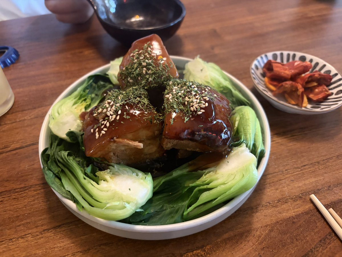 altqnr's tweet photo. 동파육,새우볶음밥,멘보샤,우유튀김
맛있다~~ https://t.co/vCR4QZTheV