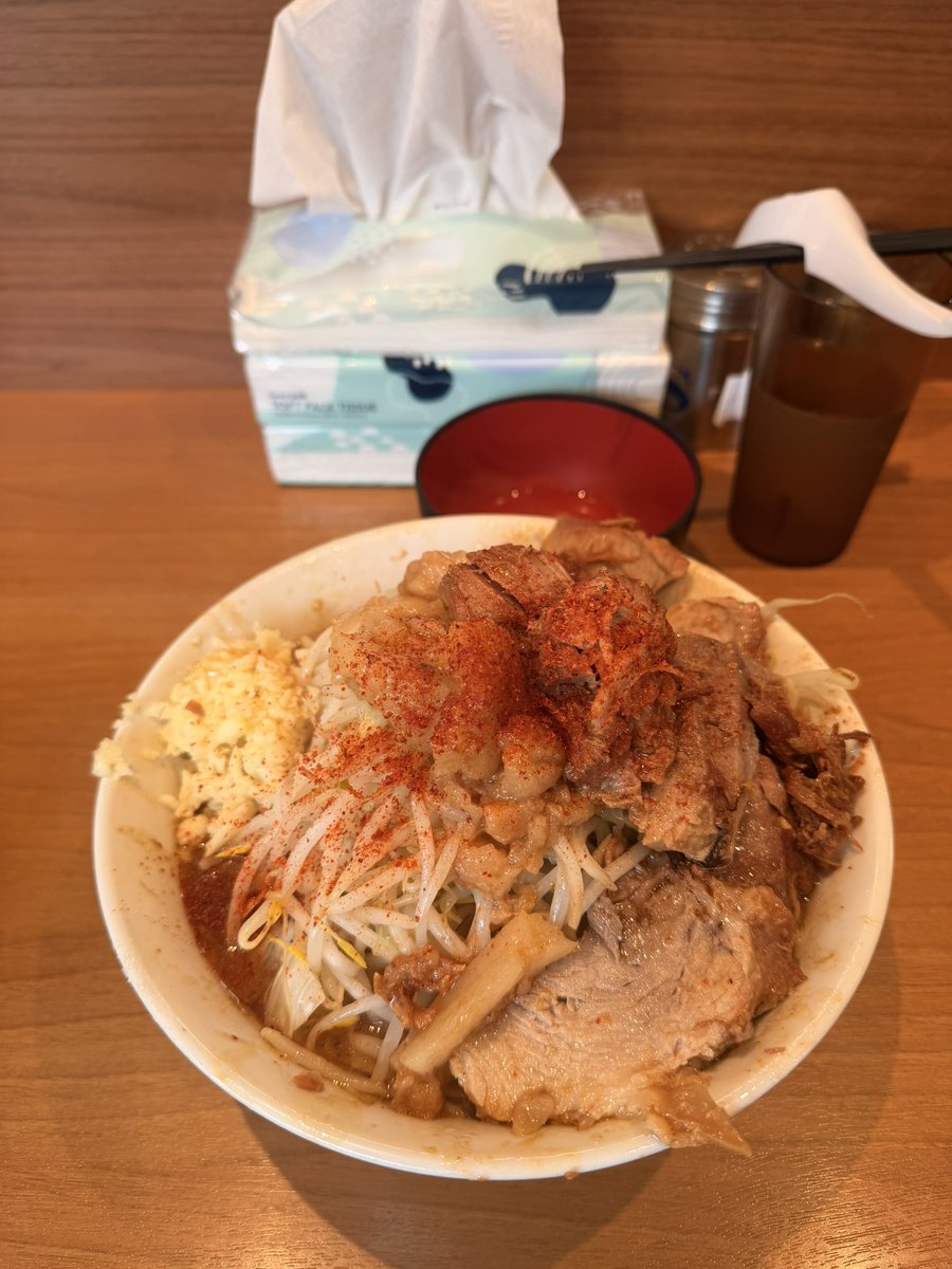 kj_choco1129's tweet photo. ラーメン池田屋
高田馬場店

ニンニク
脂

今日の昼に食べたけど美味しかった✨ https://t.co/vxdaRybkPN