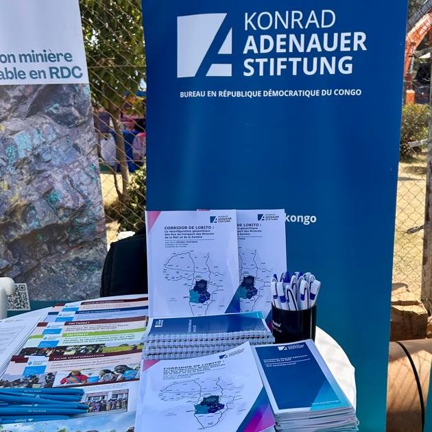 kaskongo's tweet photo. La KAS a participé à la #DRCMiningWeek pour présenter son étude sur le #CorridordeLobito. À cette occasion, @ChathamHouse  est également intervenu sur le thème : Data for Development: Linking the Digital Mining Industry to National and Regional Benefits. https://t.co/Ci0vCechHH