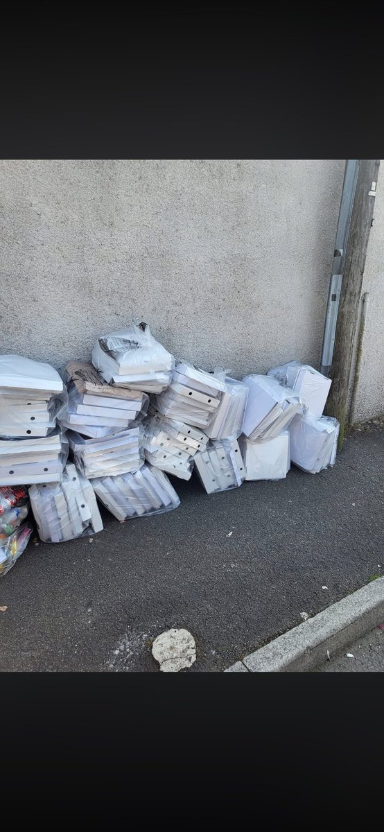GillDuf0rt's tweet photo. @RCTCouncil @AlexDaviesJones https://t.co/iaq4JIpw2L