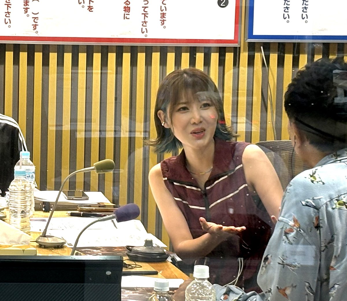 The_RadioShow's tweet photo. ￣￣￣ 
フ　タ　６．２３
リ　イ　#ナイツラジオショー
｜　ム   
＿＿＿

■OPトーク
□土屋さんがスマホリングを3つ購入？
https://t.co/IqnbXNzATy

■ゲスト：#おかゆ さん
□塙さんとの「愛の道草」生歌唱！
https://t.co/Agn7yo8eeT https://t.co/3dtbxoHr1e