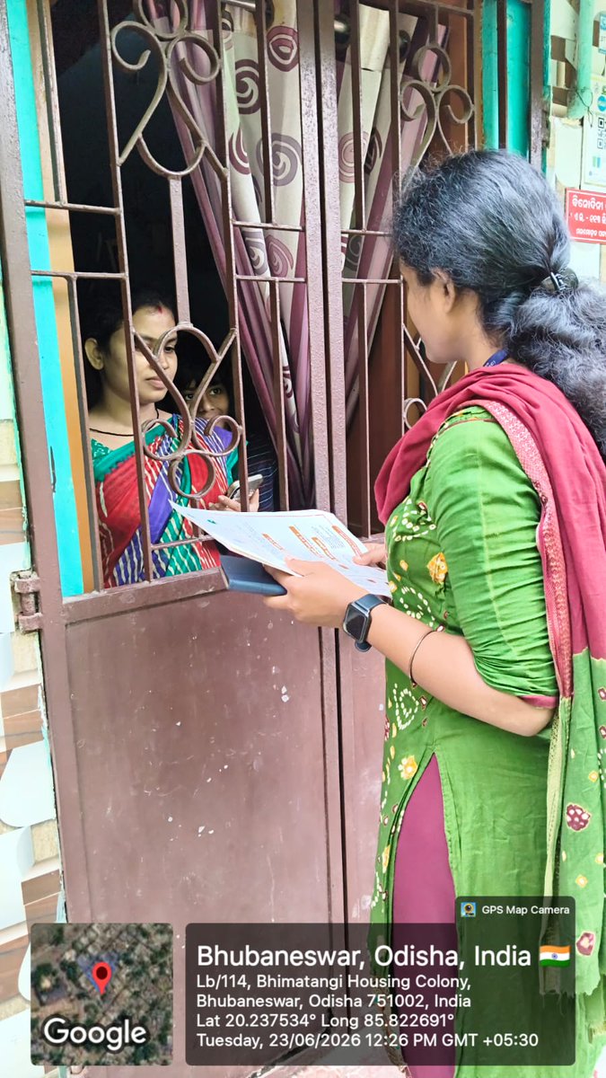 Bbsrumsu's tweet photo. IEC/BCC activities were conducted at Bhimatangi. Door-to-door awareness activities covered 60 households. Residents were sensitised on water-borne &amp; food borne diseases, safe food practices, safe drinking water, hand hygiene &amp; personal hygiene. 
#publichealth #bmc #bbsrumsu https://t.co/gYois4KzBA