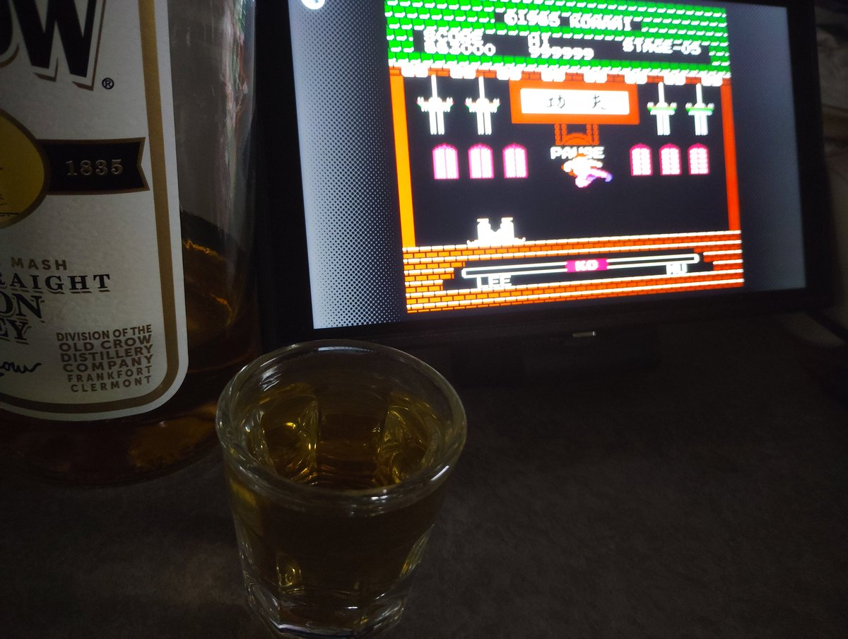 U_MON's tweet photo. たまたま暇つぶしに遊んでいたら今日はFC版コナミゲーム！ヾ( ￣▽￣)ｼ

ちょろっと続きを遊びながら開始をお待ちしてますね～。 https://t.co/0khQi1VzLe