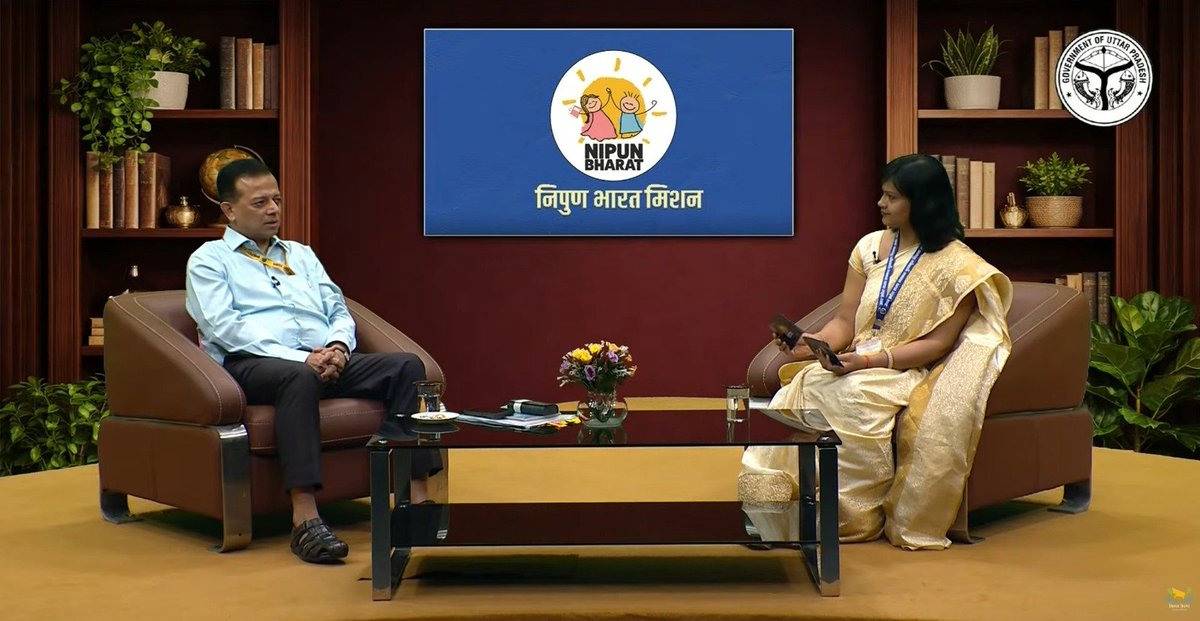 basicshiksha_up's tweet photo. समस्त DIET प्राचार्य, AD Basic, BSA, वरिष्ठ प्रवक्ता, BEO, DIET Mentor, DCs, SRG, ARP, शिक्षक संकुल एवं शिक्षकगण कृपया ध्यान दें-

आज 23 जून 2026 को आयोजित YouTube Live Session में अपर मुख्य सचिव, बेसिक एवं माध्यमिक शिक्षा, उत्तर प्रदेश श्री पार्थ सारथी सेन शर्मा जी द्वारा शैक्षिक सत्र 2026-27 की प्राथमिकताओं, निपुण भारत मिशन के विस्तार, शिक्षक क्षमता संवर्धन, क्रियाशील बालवाटिका, स्कूल चलो अभियान, कैच-अप कार्यक्रम आदि विषयों पर विस्तृत मार्गदर्शन प्रदान किया गया।

यदि किसी कारणवश आप लाइव सत्र में सम्मिलित नहीं हो सके हैं, तो कृपया रिकॉर्डेड सत्र अवश्य देखें। साथ ही आपके जनपद/विकासखंड के सभी शिक्षकों के साथ भी साझा करें। 

▶️ YouTube Session Link:
https://t.co/KxL0yDLjQ9 

#UPTeachersConnect #BasicEducation  #SamagraShiksha #BasicEducationUP #BasicShikshaUP