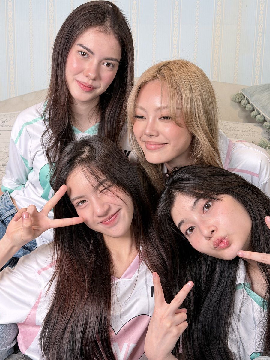 minemediap's tweet photo. MINE GIRLS LIVE 🤍✨

ติดตามชม Live ได้ที่ 
TIKTOK : https://t.co/7xbKY9CUTW

เวลา 19:00 เป็นต้นไป

#Minepeople 
#MineMediaProduction https://t.co/ZHQfKOJfEX