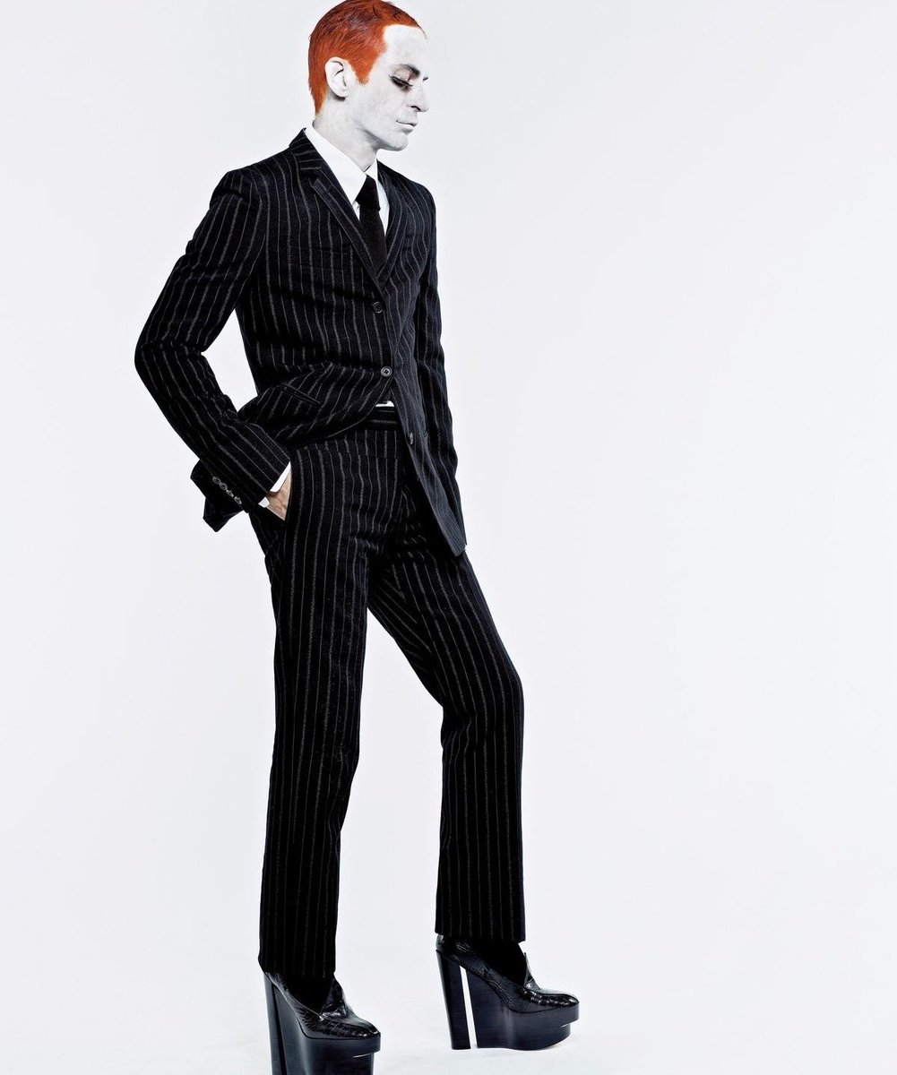 blakveil_'s tweet photo. when the designer becomes the model too https://t.co/N1KQmttjmi