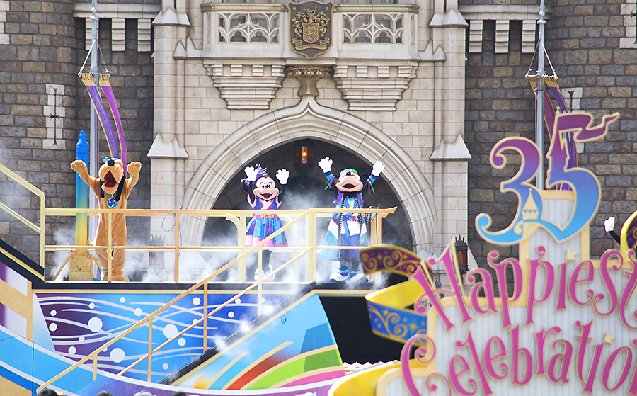 OLtennomoon's tweet photo. 夏ーーーーーーーーーーーーーーーーー！！！

#disney https://t.co/xz4VYFeo5V