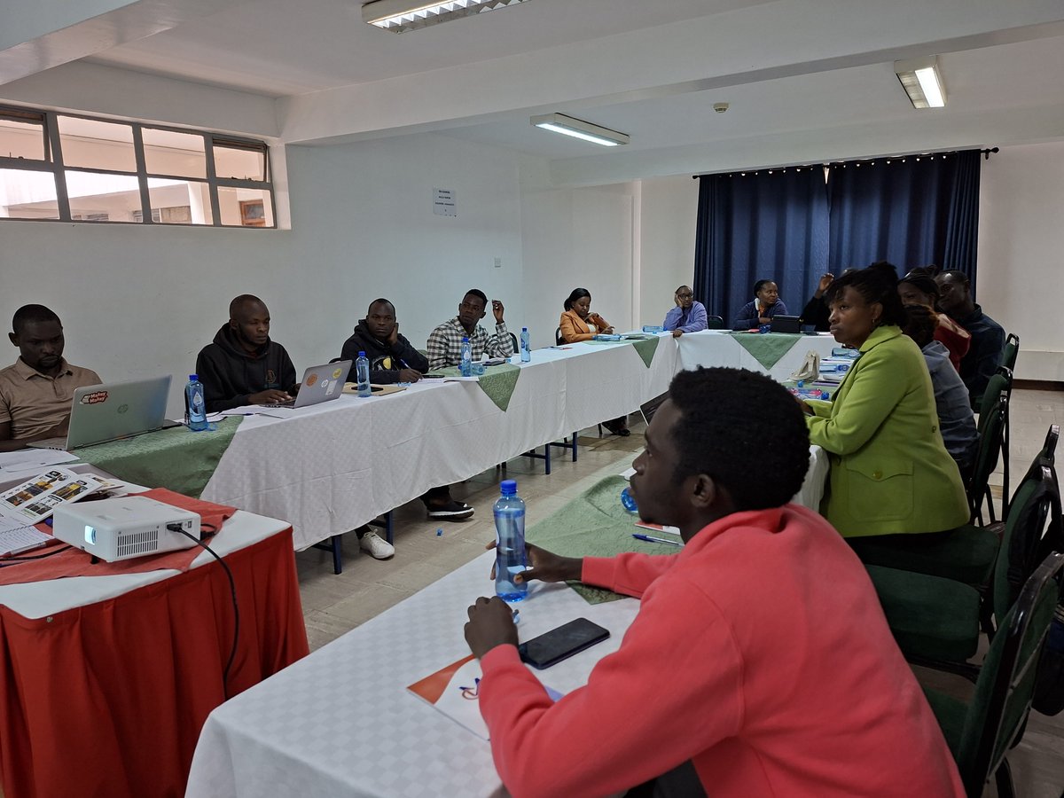 FedwenKenya's tweet photo. We officially concluded the "Deaf Voices for Climate Justice" regional trainings in Nairobi County! 
We closed out our tour across Murang'a, Kajiado, and Nairobi with incredible impact
#DeafVoicesforClimateJustice https://t.co/6X1YSv483J