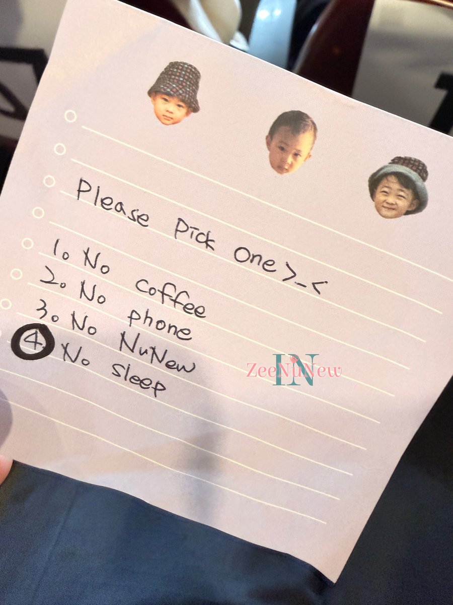 zeenunew_in's tweet photo. 우리 프룩이 잠은 포기해도 누뉴는 포기할 수 없음😂💕
그럴거같았어 그래도 잠은 잘 자자😍❤️

Real Shine is ZeePruk
#COSMOKOREAxZeeisShine
#ZeePruk #지프룩 @zee_pruk https://t.co/vayE5y9mIV