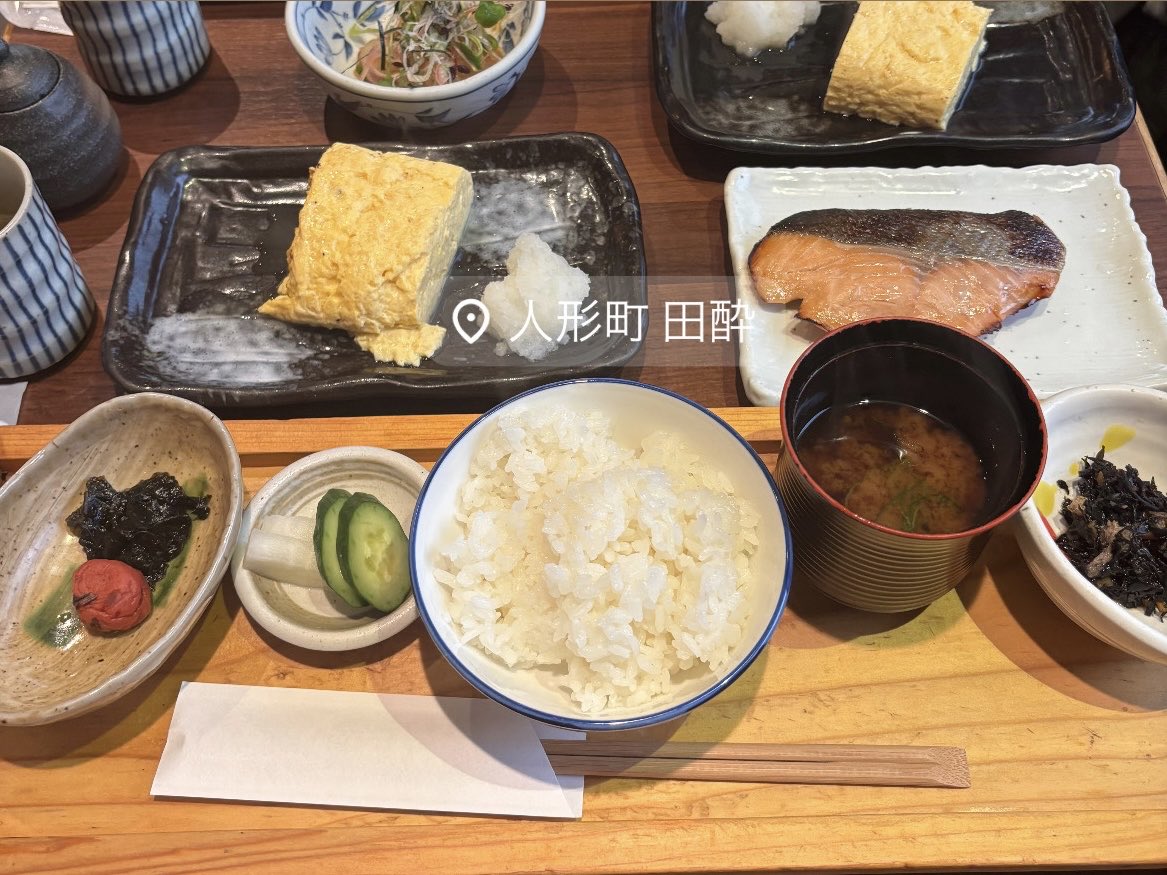 riri0901104's tweet photo. 東京おすすめ定食屋さん https://t.co/V5C0mNTWU0
