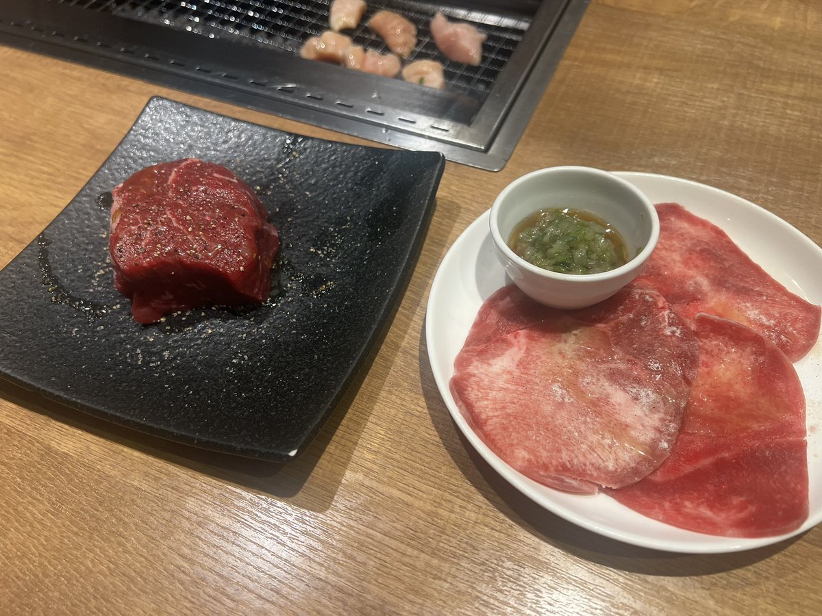 0gat_'s tweet photo. プレミアムカルビ！🍖 https://t.co/RpwprcK6Bf