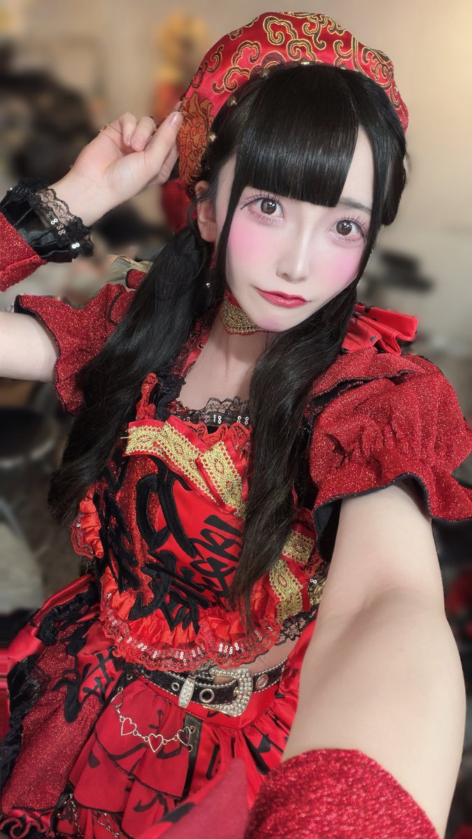 ziga_ringoo's tweet photo. 衣装公開してから変わったところわかる？(ベレー帽は吉田ちゃんの) https://t.co/BOAEd2SAEY