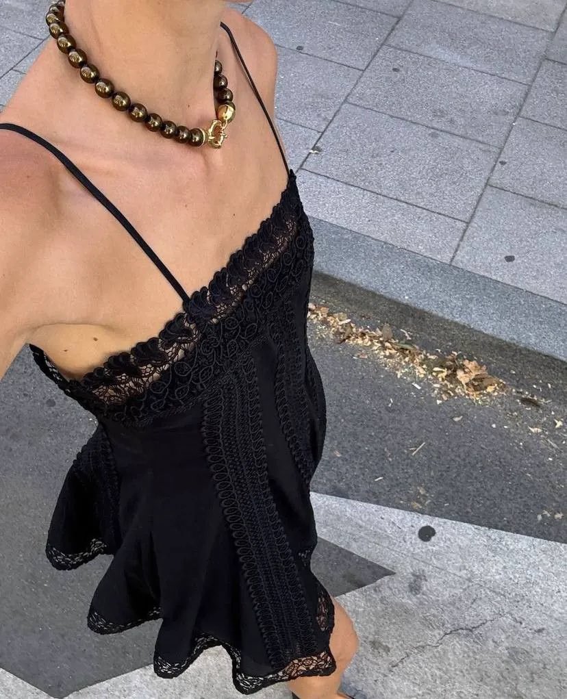 h0neyndmilk's tweet photo. all black for summer https://t.co/vu30vsTcuK