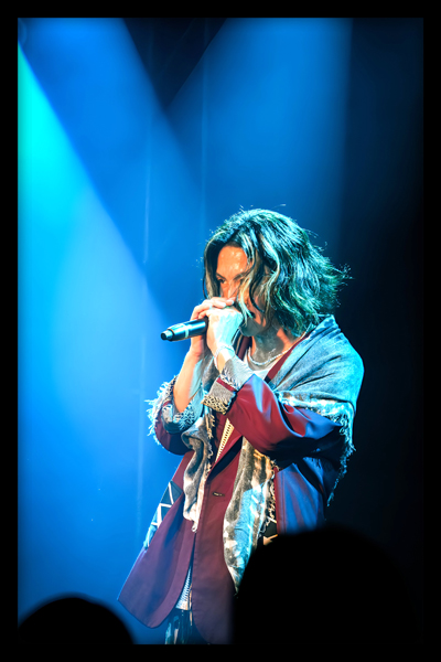 ideanews_jp's tweet photo. 『THE UNITY -SUPER VOICES-』が、2026年7月11日に開催されます。インタビューの日が初めましての #森崎ウィン さんと #THEYARA さんにインタビューしました。「上」では、お二人の共通点である中川晃教さんについてお話しされながら意気投合されていく様子をお伝えします。
https://t.co/iYt0egTRs0 https://t.co/zFNlRk4vfk