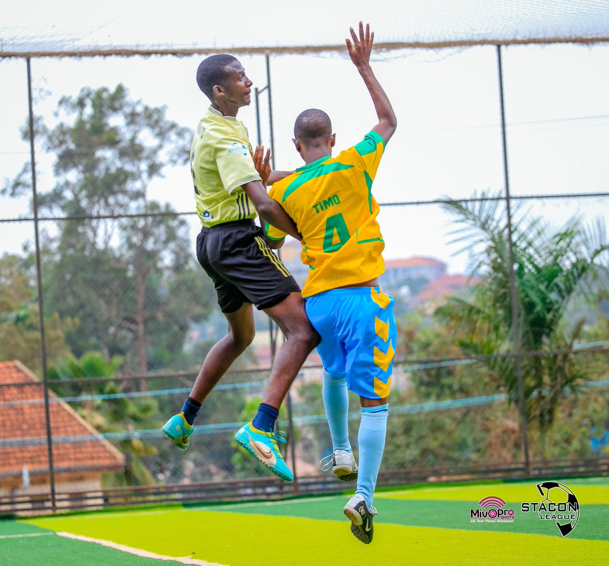 itaka_fc's tweet photo. Bro decided to explore the heights 🤭🔥 https://t.co/ILTTBHRBc9