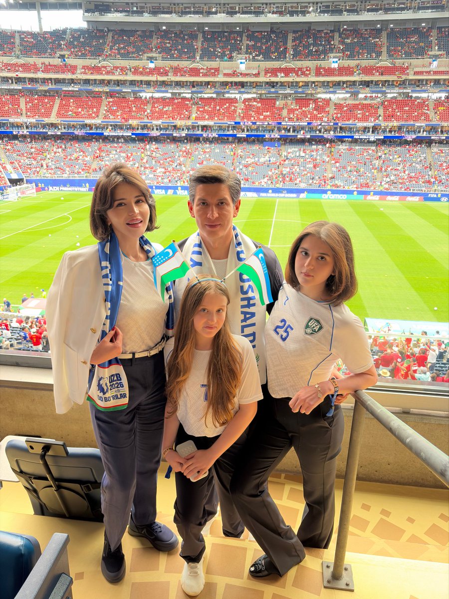 OtabekUmarov77's tweet photo. Ready for the match! Let’s go Uzbekistan! #PortugalUzbekistan https://t.co/yeBny3nF9U