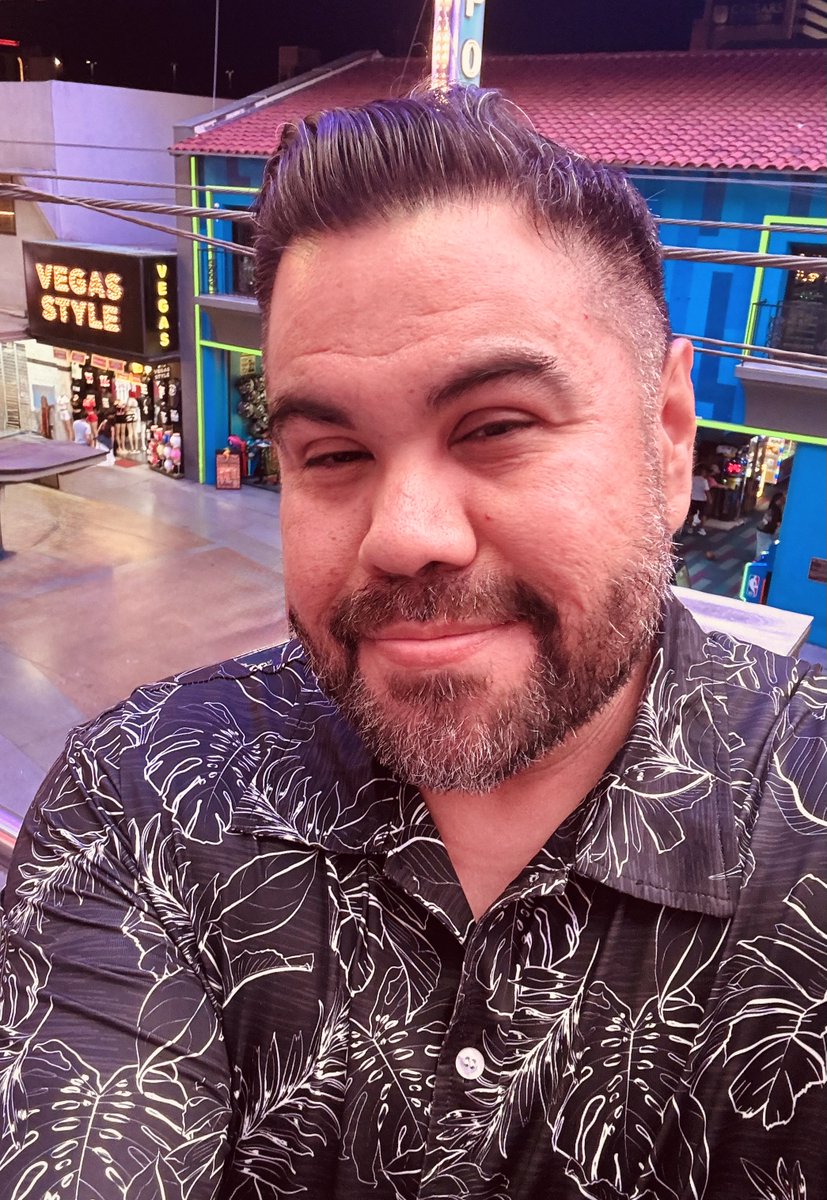 SuperMarioRiv's tweet photo. 🎲 Always a pleasure to be up in you, Vegas 🎲 https://t.co/P3JKxuioY9