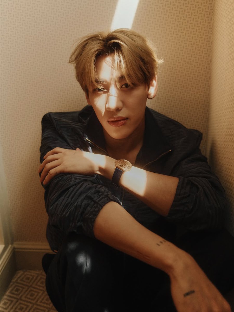 TeamChartBB's tweet photo. Paris is about to shine even brighter because BamBam is here. Can’t wait to see his iconic look! ✨

#BamBamxLVMenSS27 https://t.co/fw7ozeXiVm