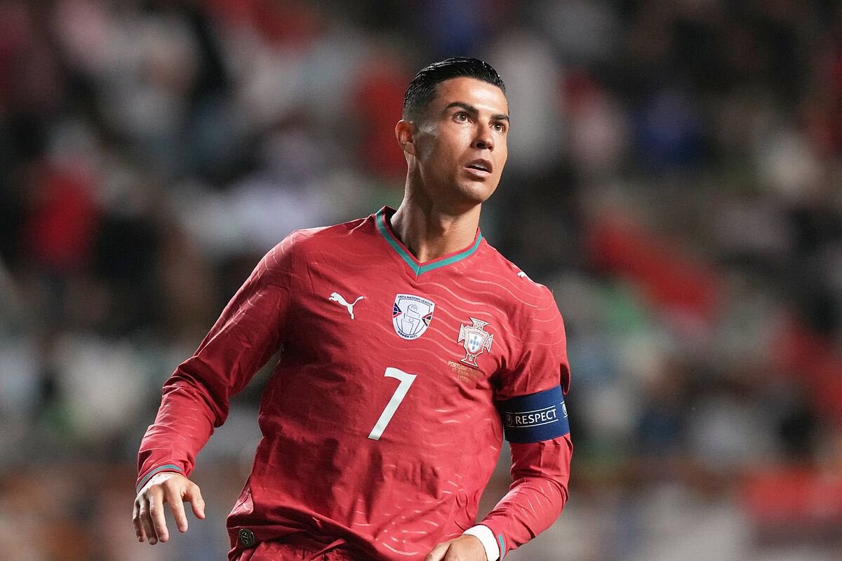 elxokas's tweet photo. GOL DE DIOS. DEL MEJOR JUGADOR DE TODOS LOS TIEMPOS. SÓLO NECESITABA QUE LE LLEGASE UN BALÓN DECENTE AL MAYOR GOLEADOR DE LA HISTORIA DEL FUTBOL. EL MEJOR. CRISTIANO RONALDO. https://t.co/nkGqtkX7LG