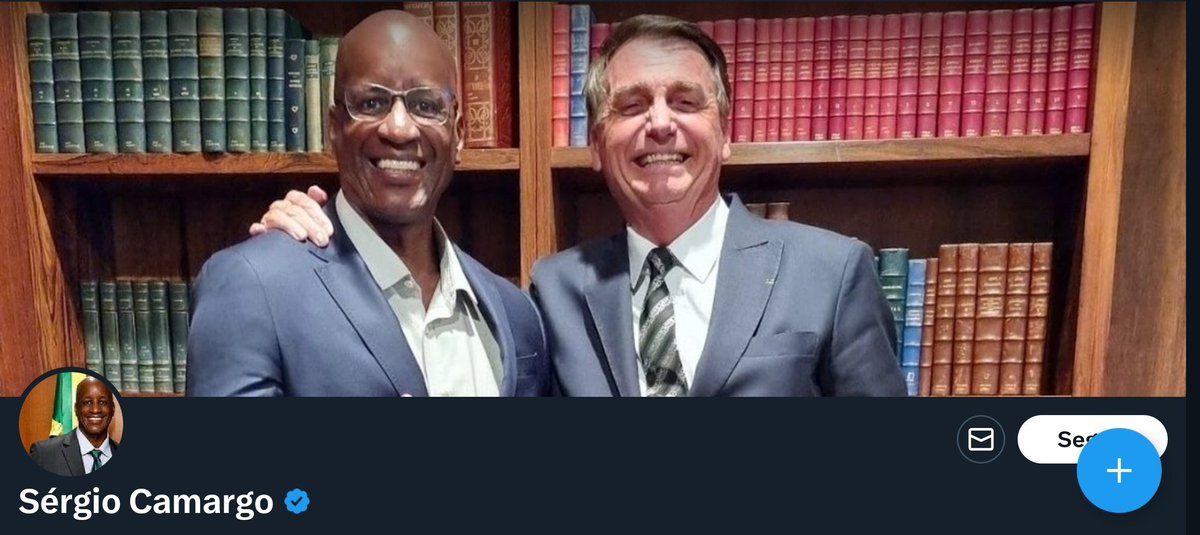 Ccoan9's tweet photo. @CamargoDireita Então o valor que Bolsonaro tem para você é só na foto. Salles é contra Bolsonaro. Você sabe disso. "Nhem Nhem Nhem, Nhem Nhem Nhem.. Comigo, não!" Você sabe disso Sérgio Camargo. Oportunismo, não é? O que mais desanima o povo de bem é ver guardado de volta o chute na sua bunda!! https://t.co/M19uAYybCC