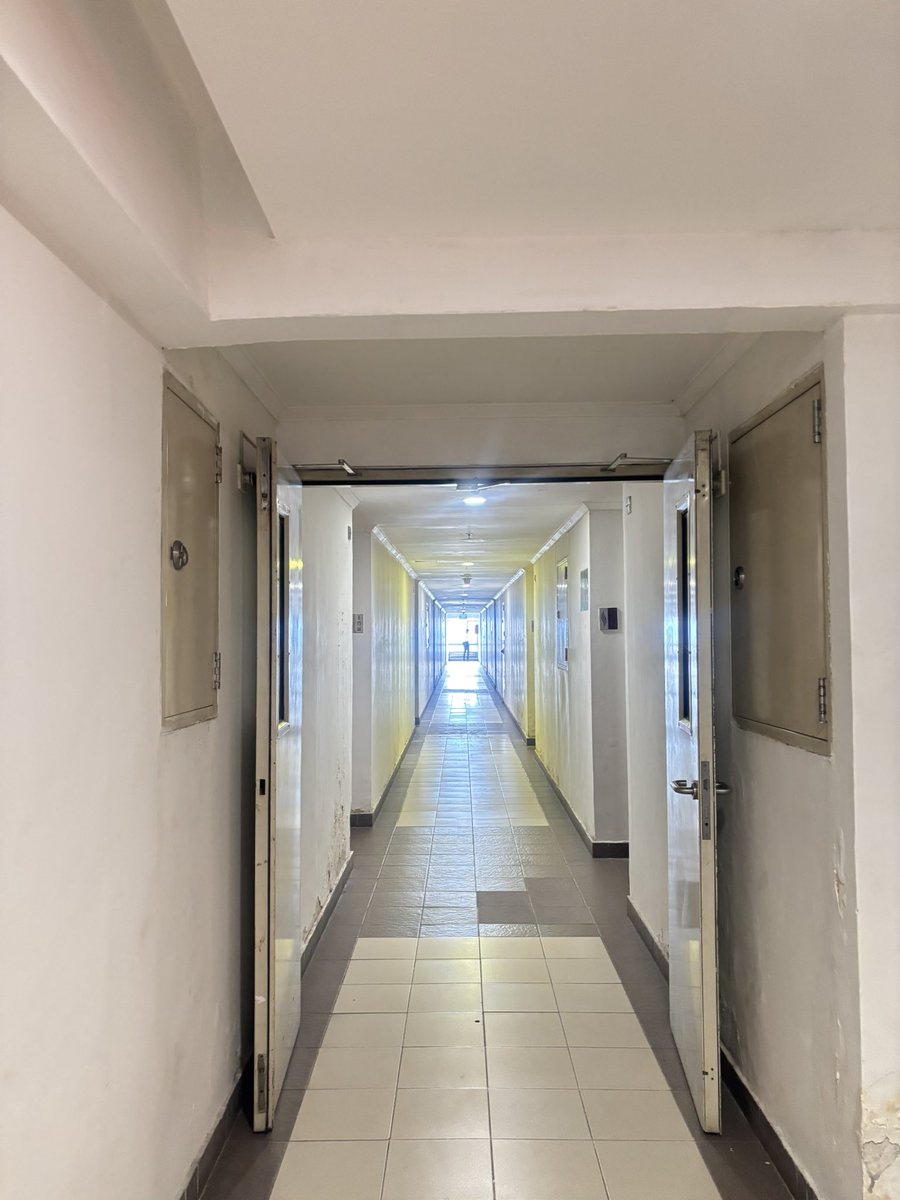 sleepingman18's tweet photo. Disalah satu apartemen di Sudirman, #PijatPasutri #Jakarta #PijatPria https://t.co/FrZW76PDST