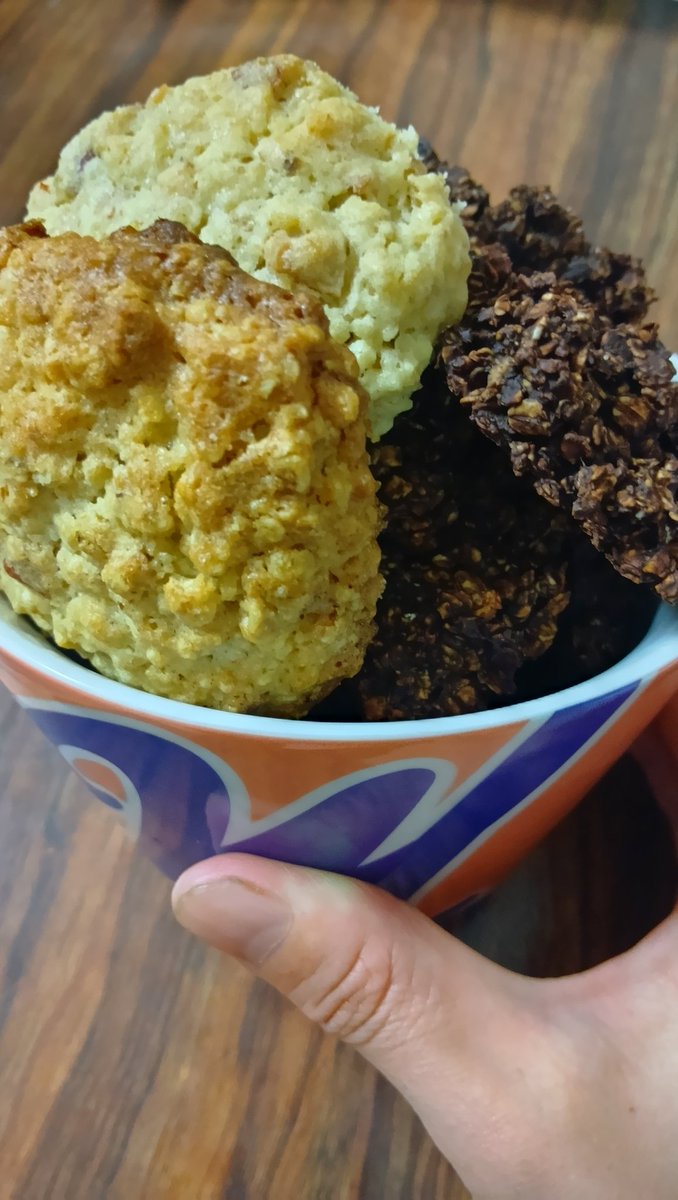 macyako's tweet photo. オートミールクッキー簡単にできて美味しい。
ずっと家にあったので使い切れて良かったー。
すっきりです笑 https://t.co/3rbbHWkPNT