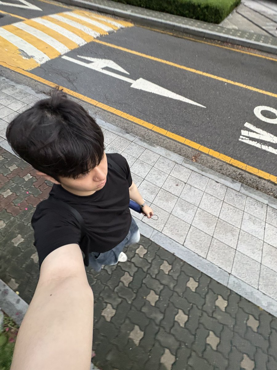 mung794's tweet photo. 오래 연락할 사람
#섹트 #맘눌뎀 https://t.co/xTedH3Wju6