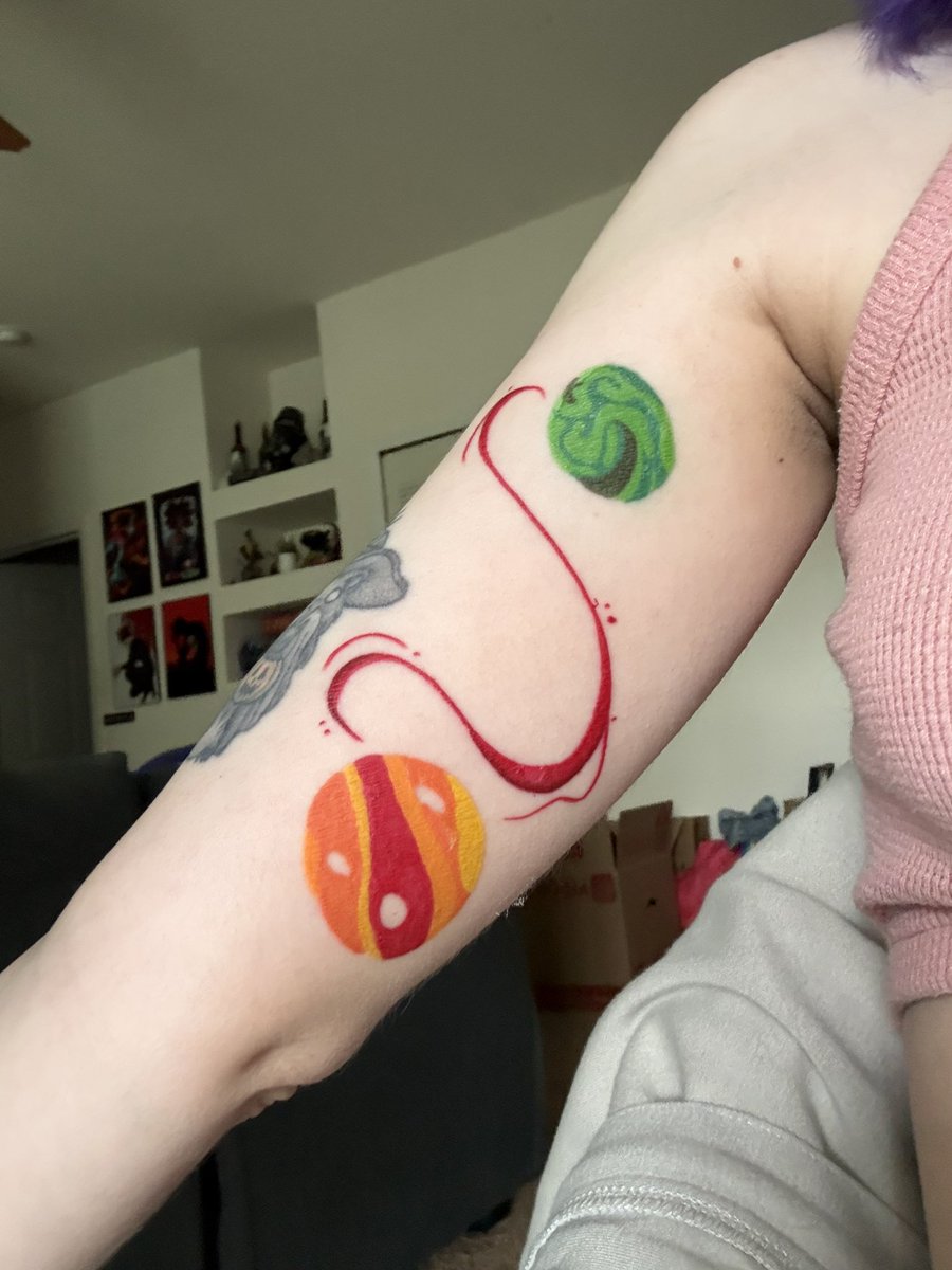 KNlFEFIGHTS's tweet photo. forgot to post this here but i also got a project hail mary tattoo https://t.co/9PfRvbt1bi