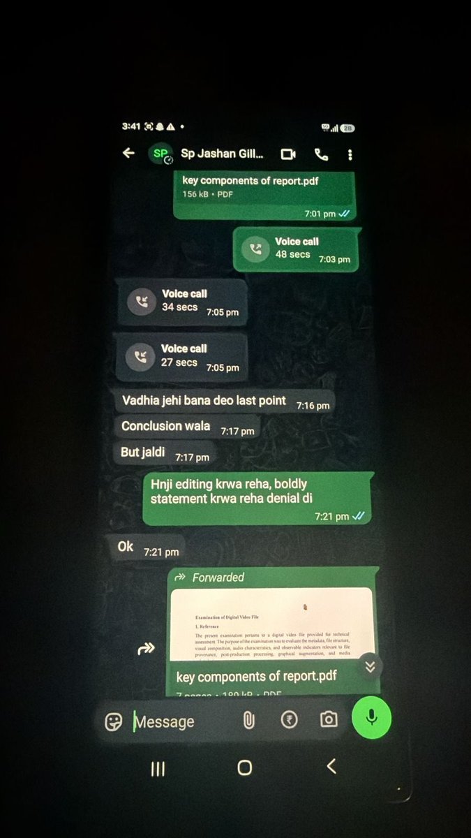 TajinderBagga's tweet photo. WhatsApp chat between SP Jashandeep Gill and the forensic lab owner who created the fake report in favour of Bhagwanta. https://t.co/aRPrWIF1z1