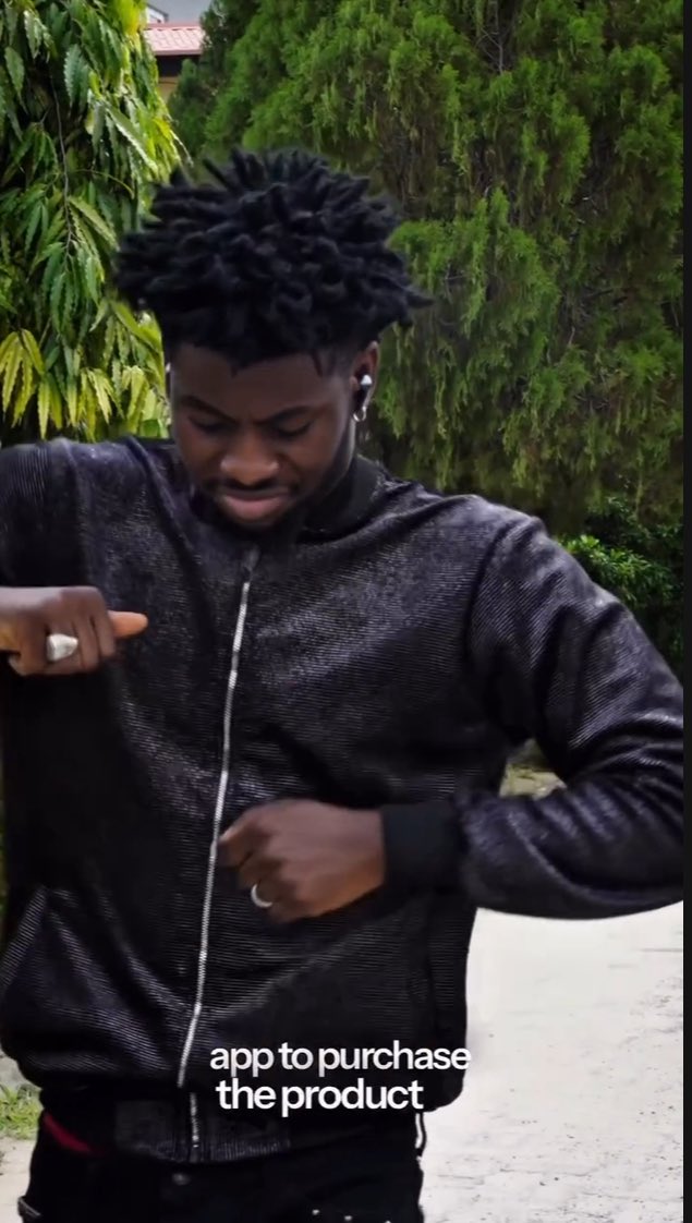 Rainyzionn's tweet photo. Brands deal choke!!! Brands keep on coming back! Emails upon emails. KOYIN dey show workings abeg! Oraimo no want leave him rest. https://t.co/VbiNqtYNdG