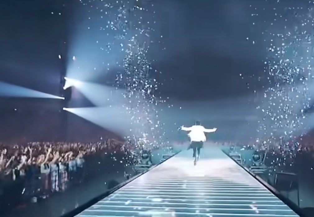5r65edWutN5683's tweet photo. ミスチルの過去のツアー
好きなオープニングトップ3

1位 ポプザ2012エソラ

2位 REFLECTION fantasy

3位 AAG Your Song https://t.co/1nUi0ioAu5
